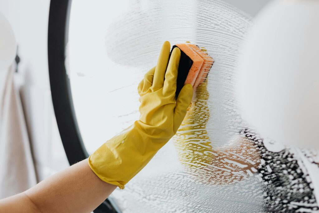 5 Reasons To Outsource Home Maintenance